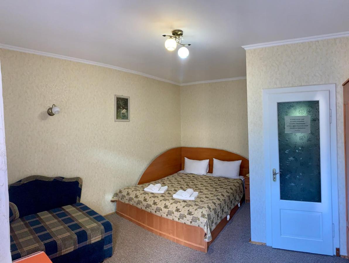 U Eli Hotel Polyana  Luaran gambar