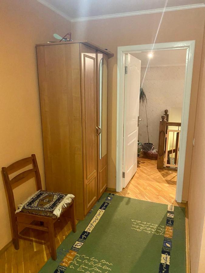 U Eli Hotel Polyana  Luaran gambar