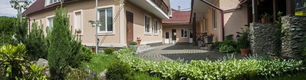 U Eli Hotel Polyana  Luaran gambar