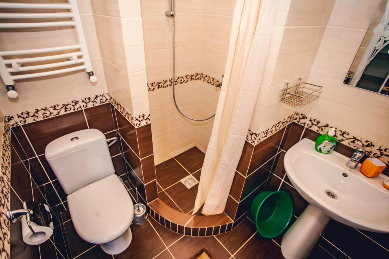 U Eli Hotel Polyana  Luaran gambar